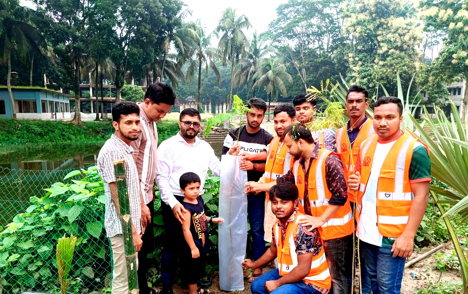 শ্রীবরদীতে সমাজ কল্যাণ ও রক্তদান সংস্থার উদ্যোগে বৃক্ষরোপণ কর্মসূচির উদ্বোধন