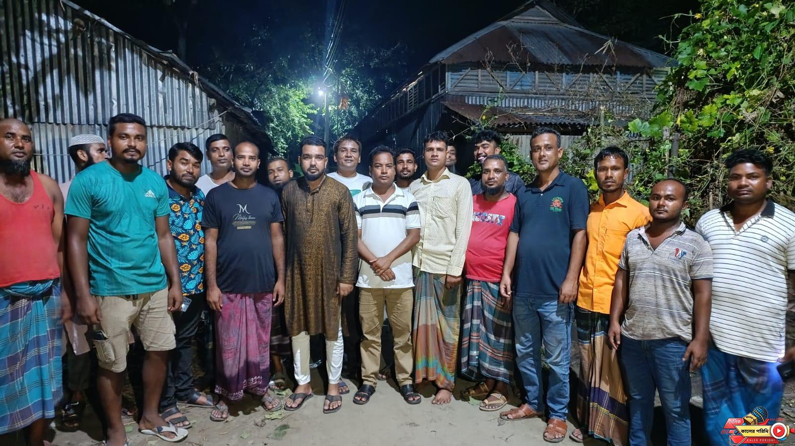 শ্রীবরদী পূর্ব ছনকান্দা গুচ্ছগ্রামে বিএনপির উদ্যোগে বৈদ্যুতিক বাতি স্থাপন